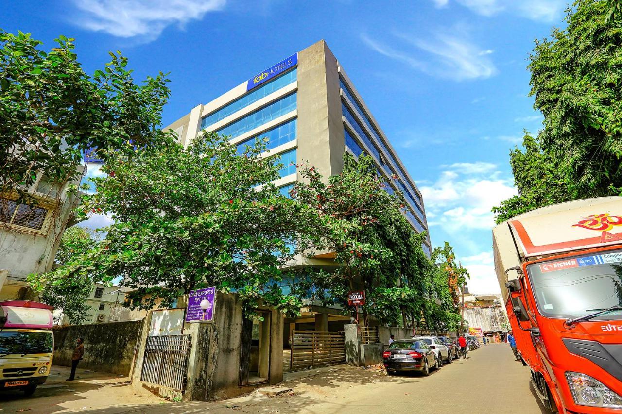 Fabhotel Royal International Мумбаи Экстерьер фото